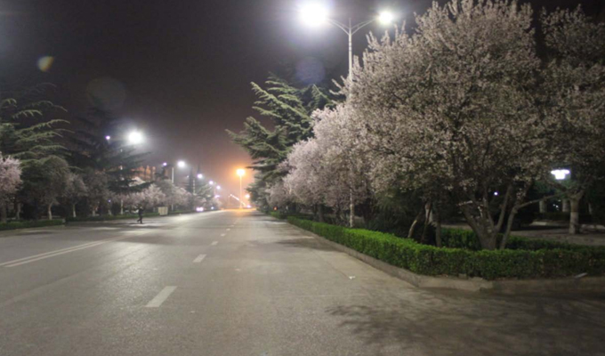 河南省靈寶市城區(qū)LED路燈改造.jpg 河南省靈寶市城區(qū)LED路燈改造.jpg