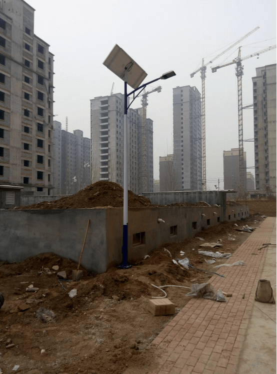 河北景縣小區(qū)亮化<a href='/Products/taiyangnengludeng.html' class='keys' title='點擊查看關于太陽能路燈的相關信息' target='_blank'>太陽能路燈</a>工程.png 河北景縣小區(qū)亮化太陽能路燈工程.png