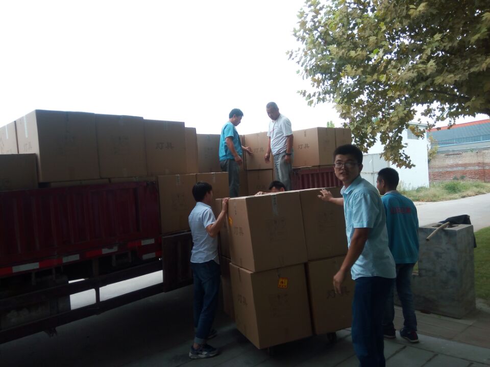 啟航電器.jpg 啟航電器.jpg